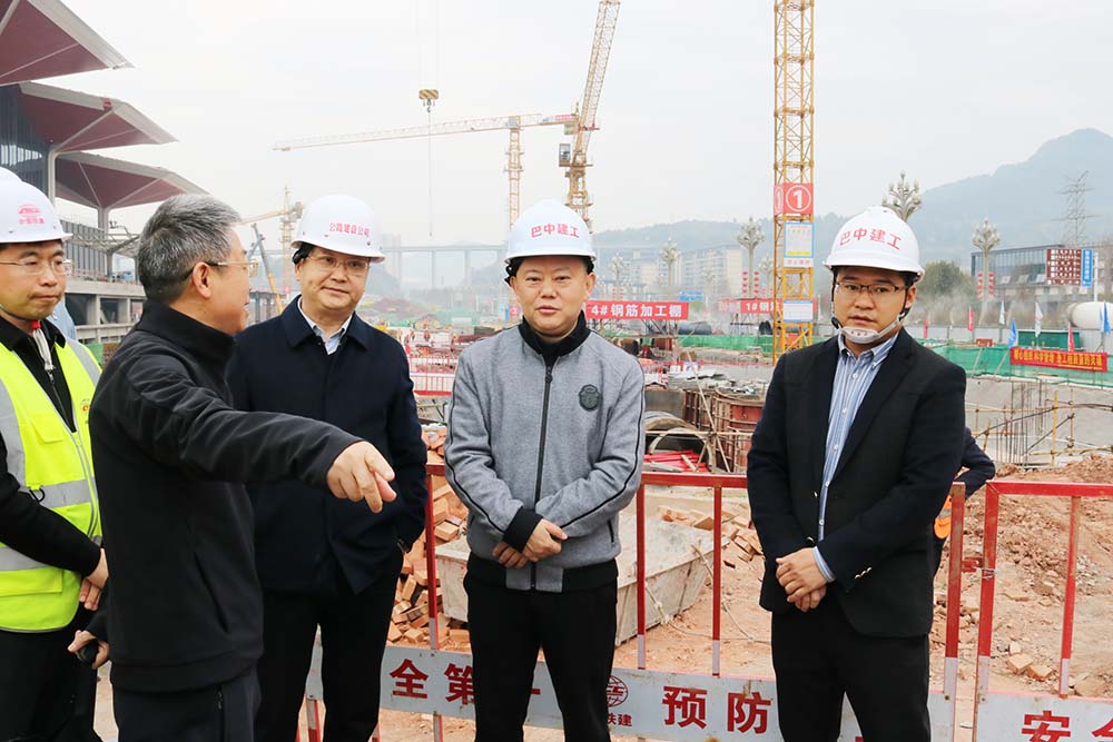 周照森督導檢查重點項目建設工作